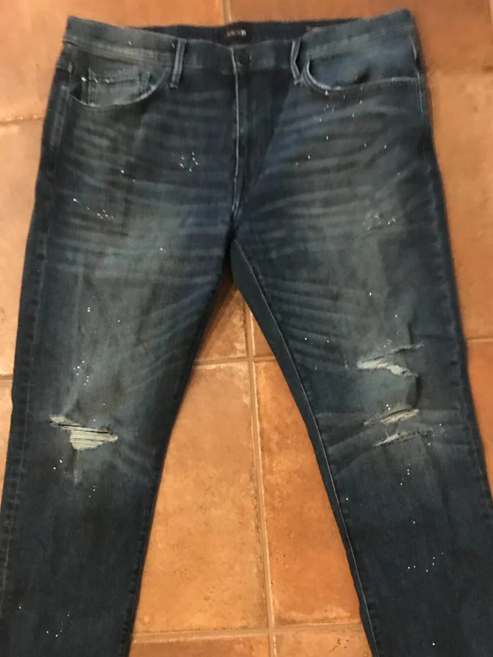 Joe’s Jeans “The Asher” Kinetic Slim Fit men’s jeans in size 36.